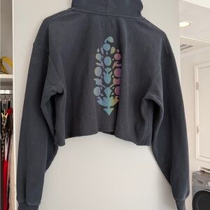 FP MOVEMENT REFLECTIVE CROPPED BLACK HOODIE